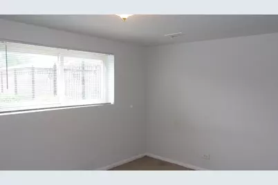 8343 S Calumet Avenue, Chicago, IL 60619 - Photo 11