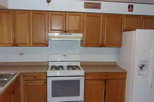 8343 S Calumet Ave, Chicago, IL 60619 - Photo 5