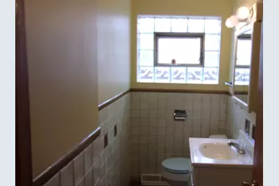 8343 S Calumet Avenue, Chicago, IL 60619 - Photo 9