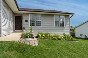 853 Goosedown Dr, Roscoe, IL 61073 - Photo 3
