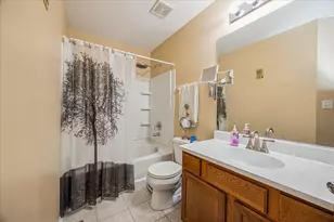 558 Lincoln Station Dr, Oswego, IL 60543 - Photo 13