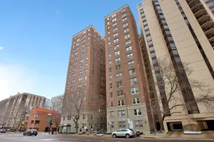 1100 N La Salle Dr, Chicago, IL 60610 - Photo 1