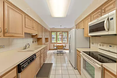 1000 Deerfield Road #101, Highland Park, IL 60035 - Photo 9