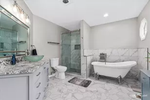 3104 Whispering Oaks Ln, Woodridge, IL 60517 - Photo 21