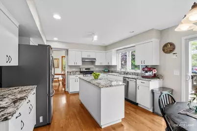 3104 Whispering Oaks Lane, Woodridge, IL 60517 - Photo 7