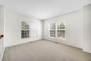 82 Arcadia Ln, Lake Zurich, IL 60047 - Photo 5
