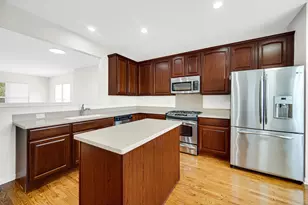 82 Arcadia Ln, Lake Zurich, IL 60047 - Photo 7