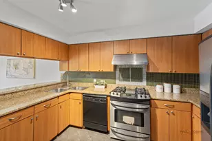 1440 Waukegan Rd, Deerfield, IL 60015 - Photo 13