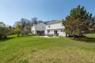 2177 W Wicklow Ln, Round Lake, IL 60073 - Photo 27