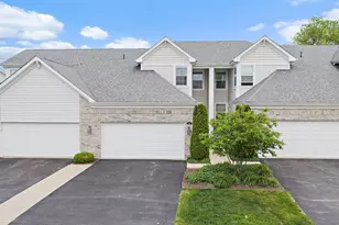 9104 Falcon Greens Dr, Lakewood, IL 60014 - Photo 1