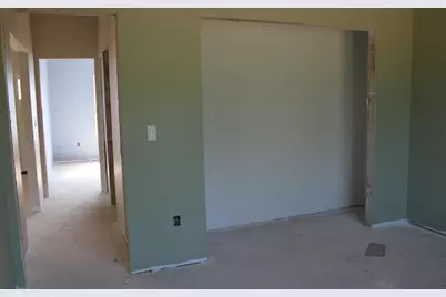 526 Creekside Circle, Byron, IL 61010 - Photo 11