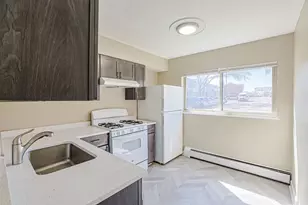 673 E Fullerton Ave, Glendale Heights, IL 60139 - Photo 7