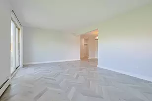 673 E Fullerton Ave, Glendale Heights, IL 60139 - Photo 9