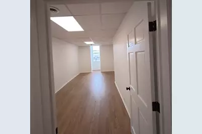 114 N Hale Street #B, Wheaton, IL 60187 - Photo 3