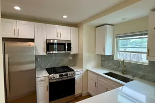 442 Geneva Ave, Bellwood, IL 60104 - Photo 3