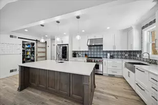 5613 N Nottingham Ave, Chicago, IL 60631 - Photo 11