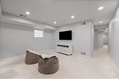 2748 N Kenmore Avenue, Chicago, IL 60614 - Photo 37