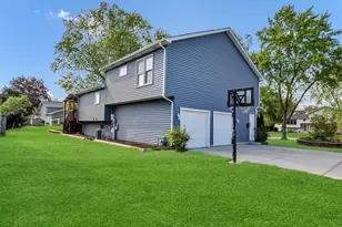 439 E Morse Ave, Bartlett, IL 60103 - Photo 33