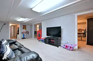 947 Hannah Ave, Forest Park, IL 60130 - Photo 27