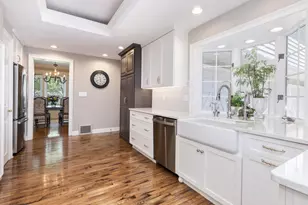 27 Country Club Pl, Bloomington, IL 61701 - Photo 27