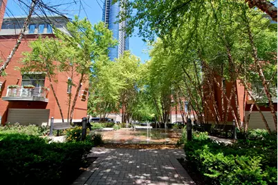 501 N Clinton Street #1303, Chicago, IL 60654 - Photo 45