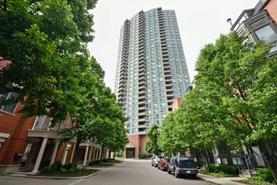 501 N Clinton Street #1303, Chicago, IL 60654 - Photo 1
