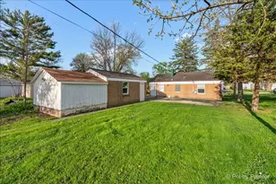 636 S Norbury Ave, Lombard, IL 60148 - Photo 15