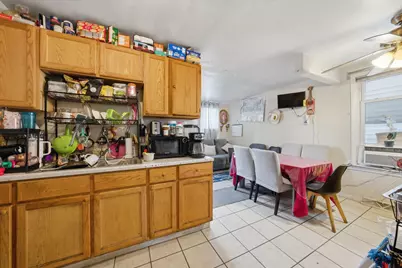 2637 S Karlov Avenue, Chicago, IL 60623 - Photo 5