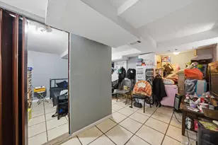 2637 S Karlov Ave, Chicago, IL 60623 - Photo 17