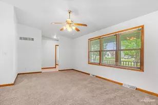 1224 Sandhurst Dr, Sandwich, IL 60548 - Photo 5