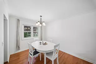 1160 Bramble Ave, Bolingbrook, IL 60490 - Photo 9