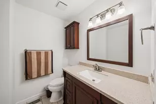 1160 Bramble Ave, Bolingbrook, IL 60490 - Photo 17