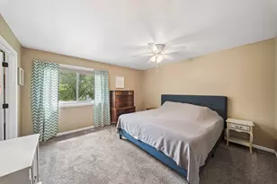 1160 Bramble Ave, Bolingbrook, IL 60490 - Photo 11