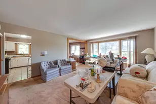 338 Ash Ave, Wood Dale, IL 60191 - Photo 3