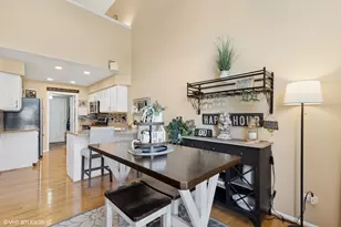 1706 Pine St, McHenry, IL 60051 - Photo 5