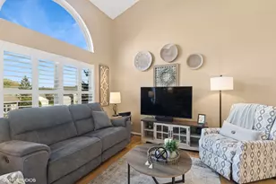 1706 Pine St, McHenry, IL 60051 - Photo 3