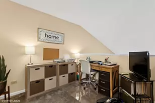 1706 Pine St, McHenry, IL 60051 - Photo 11