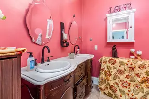 1215 Trolley Rd, Eldorado, IL 62930 - Photo 23