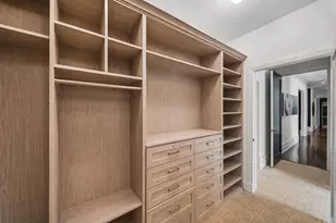 270 E Pearson St, Chicago, IL 60611 - Photo 15