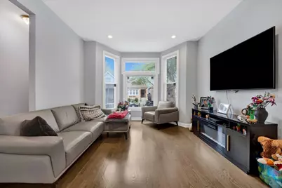 1821 N Tripp Avenue, Chicago, IL 60639 - Photo 3