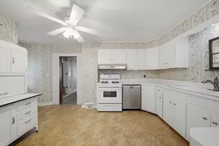 410 N 4th St, Oregon, IL 61061 - Photo 9