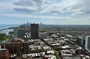 655 W Irving Park Rd, Chicago, IL 60613 - Photo 3