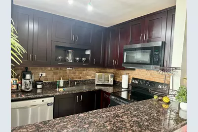 655 W Irving Park Road #5013, Chicago, IL 60613 - Photo 9