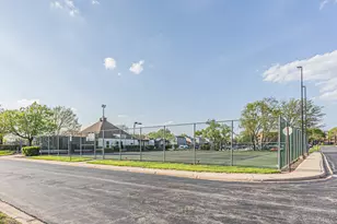 1375 Rebecca Dr, Hoffman Estates, IL 60169 - Photo 25