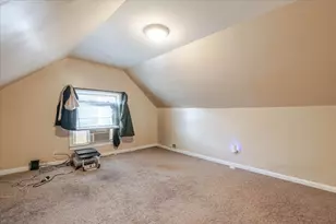 605 E Empire St, Bloomington, IL 61701 - Photo 19