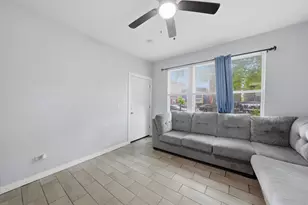 2736 S Kildare Ave, Chicago, IL 60623 - Photo 5