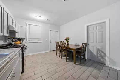 2736 S Kildare Avenue, Chicago, IL 60623 - Photo 9