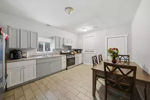 2736 S Kildare Ave, Chicago, IL 60623 - Photo 7