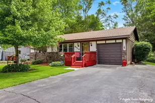 4110 Wildwood Dr, Crystal Lake, IL 60014 - Photo 1