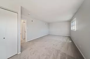 526 King Arthur Way, Bolingbrook, IL 60440 - Photo 17